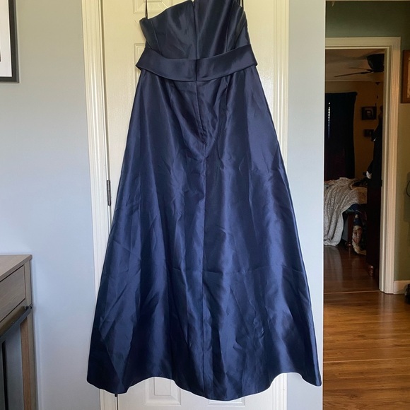 ALFRED SUNG Blue One Shoulder Sleeveless Gown - Picture 5 of 8